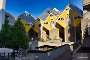 Chodź, pomaluj mój świat - na żółto i na niebiesko ;) - Cube Houses, Rotterdam