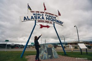 Początek Alaska Highway w Dawson Creek, Kanada