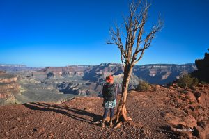 Wędrując przez Grand Canyon, South Kaibab Trail o poranku...
